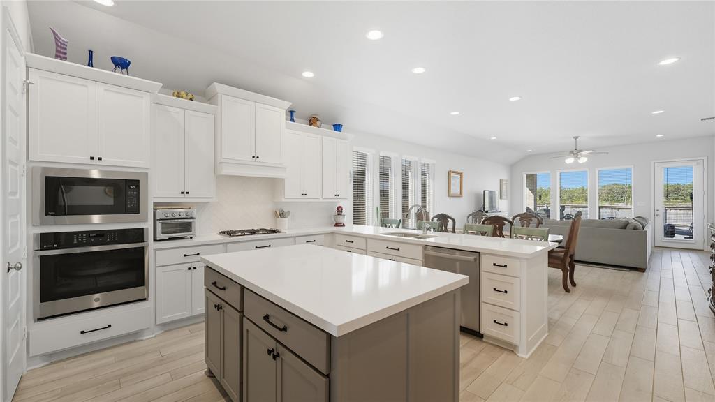 1009 Blue Oak Boulevard