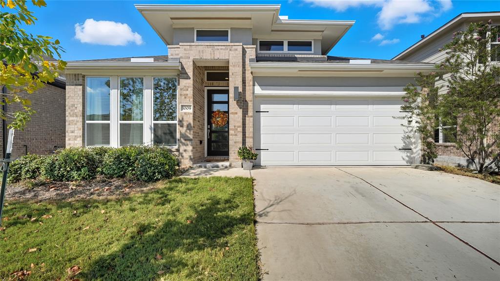 1009 Blue Oak Boulevard