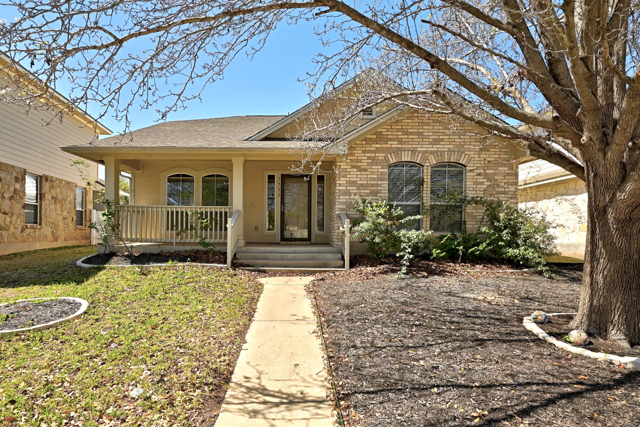 1513 Big Bend Drive