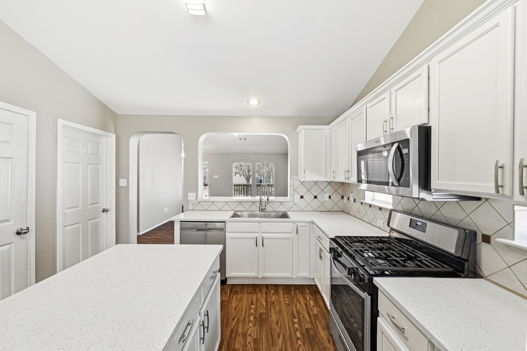 1513 Big Bend Drive