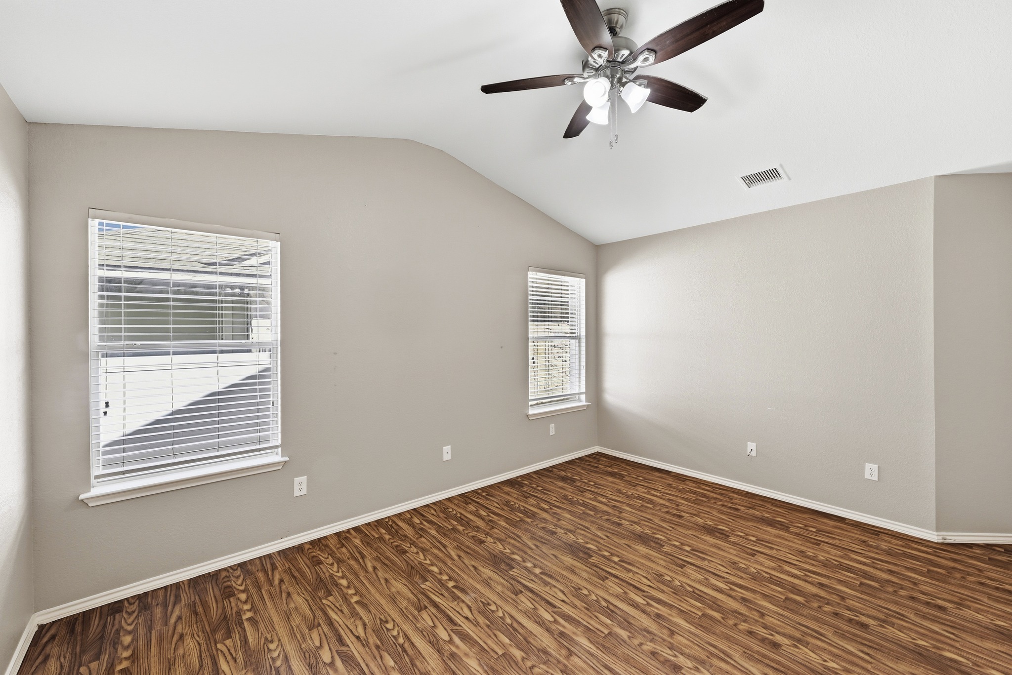 1513 Big Bend Drive