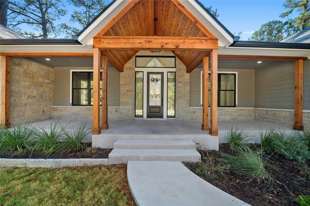 319 Akaloa Drive
